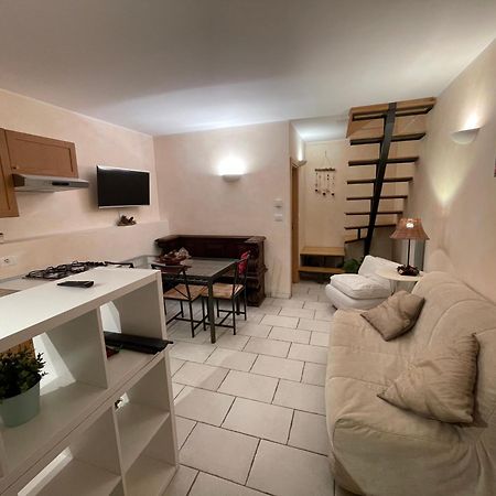 Апартаменти Wellness Hm Abruzzo Rocca Cinquemiglia Екстер'єр фото